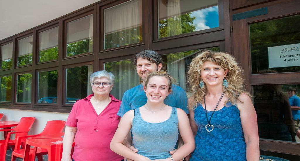Albergo Sayonara Comano Terme Exterior foto