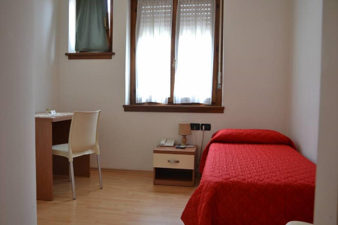 Albergo Sayonara Comano Terme Exterior foto